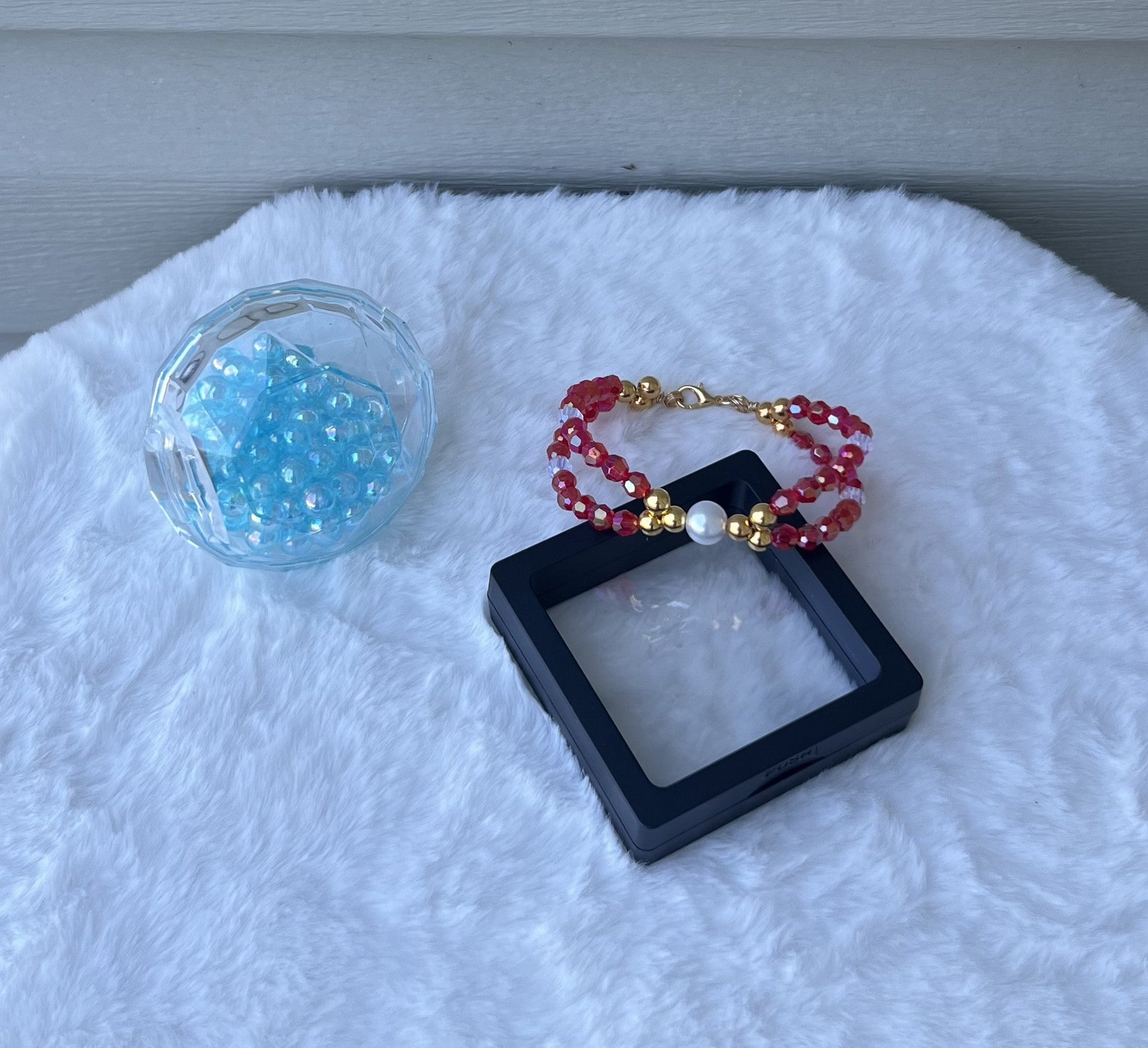 Wire Collection - Elegant Swarovski Bracelet